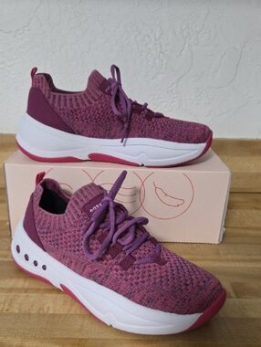 NWT "Easy Spirit" sePOWER2" Walking Sneaker Woman's Sizes 6.5M, 7M, 7.5M or 9M